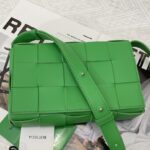 보테가 (징) 카세트 위빙 사각 숄더백 그린 578004