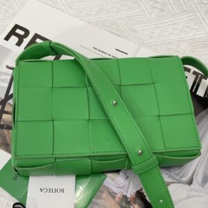 보테가 (징) 카세트 위빙 사각 숄더백 그린 578004