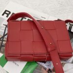 보테가 (징) 카세트 위빙 백 레드