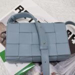 보테가 (징) 미니 백 블루 578004