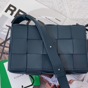 보테가 (징) 카세트 위빙 미니백 에쉬 그린