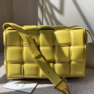 보테가 (징) 카세트 백 미디움 옐로우 70094