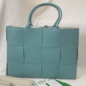 보테가 (징) 토트백 화이트 라이트민트 609175