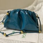 보테가 (징) 구름백 블루 680186