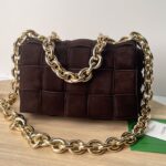 보테가 (징) 체인 숄더백 브라운 631421