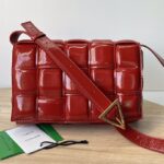 보테가 (징) 카세트 백 레드 송아지가죽 70094