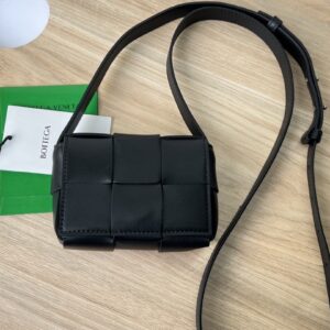 보테가 (징) 미니 카세트 백 블랙 666688