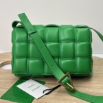 보테가 (징) 카세트 백 그린 70094