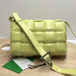 보테가 (징) 카세트 백 미디움 옐로우 70094