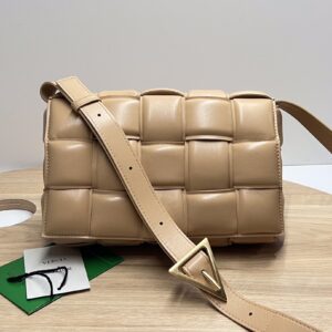 보테가 (징) 카세트 백 핑크 70094