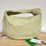 보테가 (징) 조디 미디움 라이트 그린 양가죽 백 690225