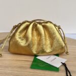 보테가 (징) 클라우드 백 골드 양가죽 576227