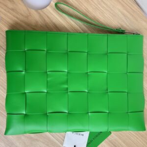 보테가 (징) 편직 소가죽 손가방 그린 649616