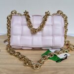 보테가 (징) 체인 숄더백 핑크 631421