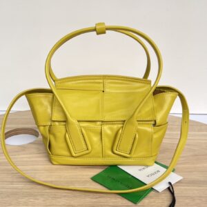 보테가 (징) 미니 아르코 오일 왁스 소가죽 백 옐로우666873