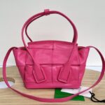 보테가 (징) 미니 아르코 오일 왁스 소가죽 핑크666873