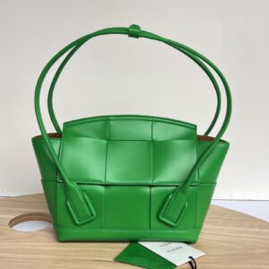 보테가 (징) 아르코 33 핸드백 모던 디자인 그린 575941