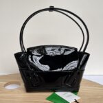 보테가 (징) 아르코33 핸드백 블랙 70493