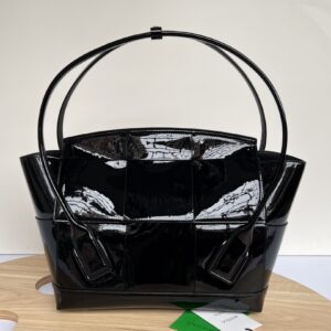 보테가 (징) 아르코 48 핸드백 블랙 70489