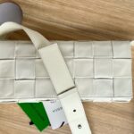 보테가 (징) 클러치백 화이트 70136