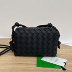 보테가 (징) 업그레이드 버전 더블 지퍼 편직 사각백 블랙 680254