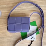 보테가 (징) 미니 카세트 백 퍼플