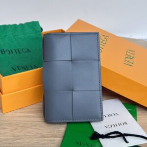 보테가 (징) 대편格 카드 지갑 소가죽 그레이 649602