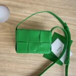 보테가 (징) 미니 카세트 백 그린 667048