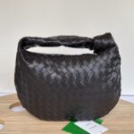 보테가 베네타 (징) 조디 대형 블랙 양가죽 백 690225