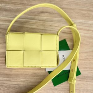 보테가 (징) 미니 크로스백 노란색 666688