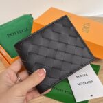 보테가 (징) 중간 너비 편직 단지갑 블랙 605721