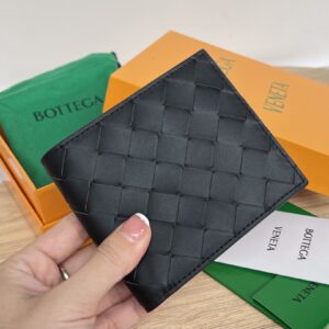 보테가 (징) 중간 너비 편직 단지갑 블랙 605721