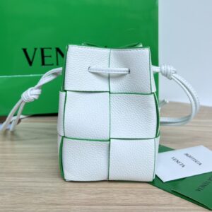 보테가 (징) 물방울 미니백 화이트 680217