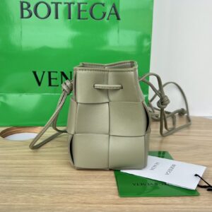 보테가 (징) 버킷백 그레이 680217