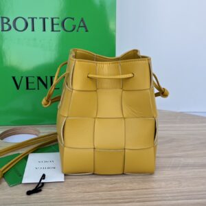 보테가 (징) 미니 버킷백 옐로우 680218