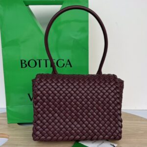 보테가 (징) 패티 웨이브 토트백 버건디 717755