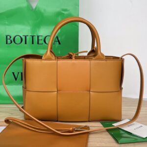 보테가 (징) 미니 토트백 소가죽 오렌지 709337