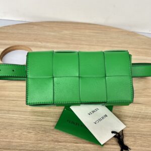 보테가 (징) 더 벨트 카세트 그린 710141