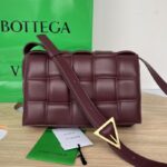 보테가 (징) 카세트 백 미디움 브라운 70094