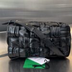 보테가 (징) 크로스백 블랙 717090