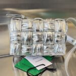 보테가 (징) 카세트 미니 실버 가죽 백 736253