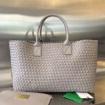 보테가 (징) 쇼핑백 미디움 연회색 양가죽 5211