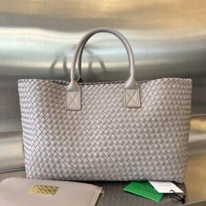 보테가 (징) 쇼핑백 미디움 연회색 양가죽 5211