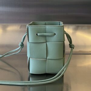 보테가 (징) 미니백 민트 680217