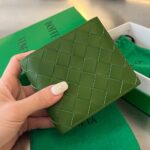 보테가 (징) 중간 너비 편직 반지갑 그린 B家605721