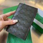 보테가 (징) 패스포트 케이스 그레이 629679