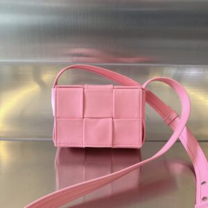 보테가 (징) 미니 카세트 백 핑크 오일 왁스 소가죽 667048