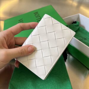 보테가 (징) 중편 그립 카드 지갑 화이트 592619