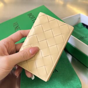 보테가 (징) 중편格 카드 지갑 아이보리 592619