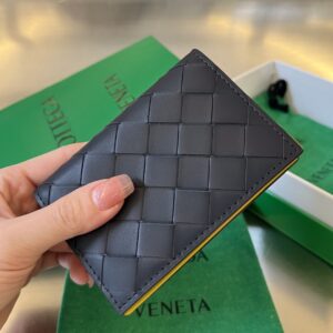 보테가베네타 (징) 명함지갑 소가죽 블랙 605720